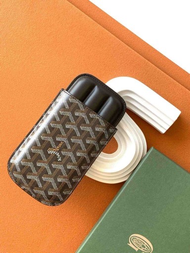 Churchill 3 Cigar Case Black