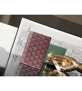 Grenelle Passport Cover Borgogna