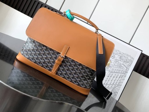 Citadin PMメッセンジャーバッグブラック＆タン
