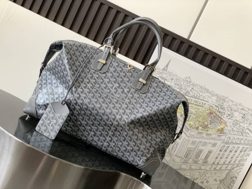 ダッフルバッグにはボウリンググレー55