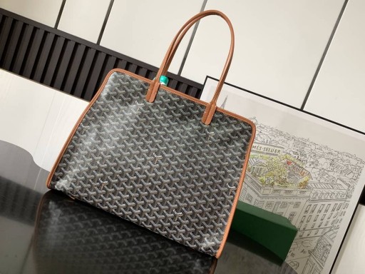 Hardy PM Bag Black & Tan