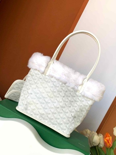 Mini-torba-Тоут Z Кроличьего Futro Koloru Białego