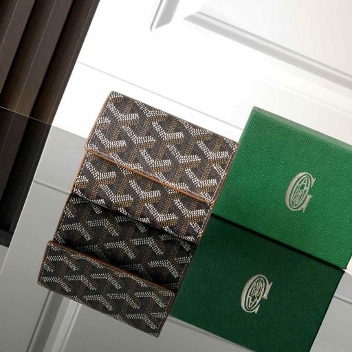Marigny المحفظة بلاك اند تان