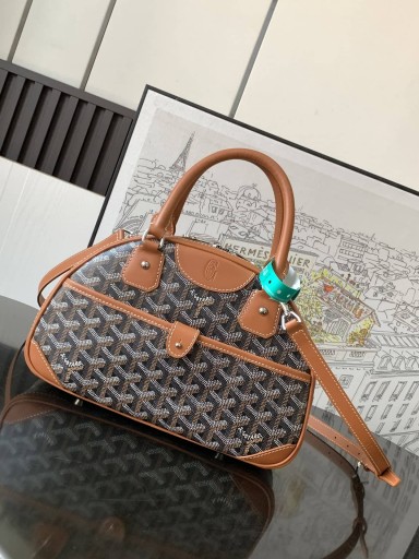 Vintage Bowling Bag Black & Tan
