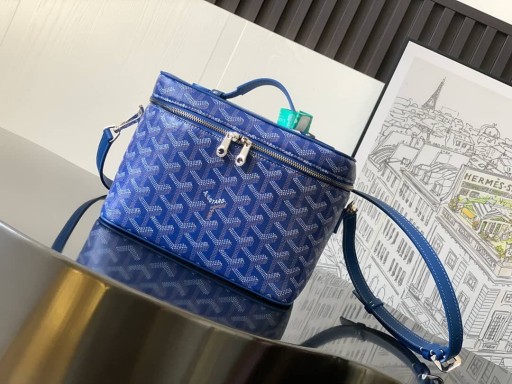Muse Vanity Case Sky Blue